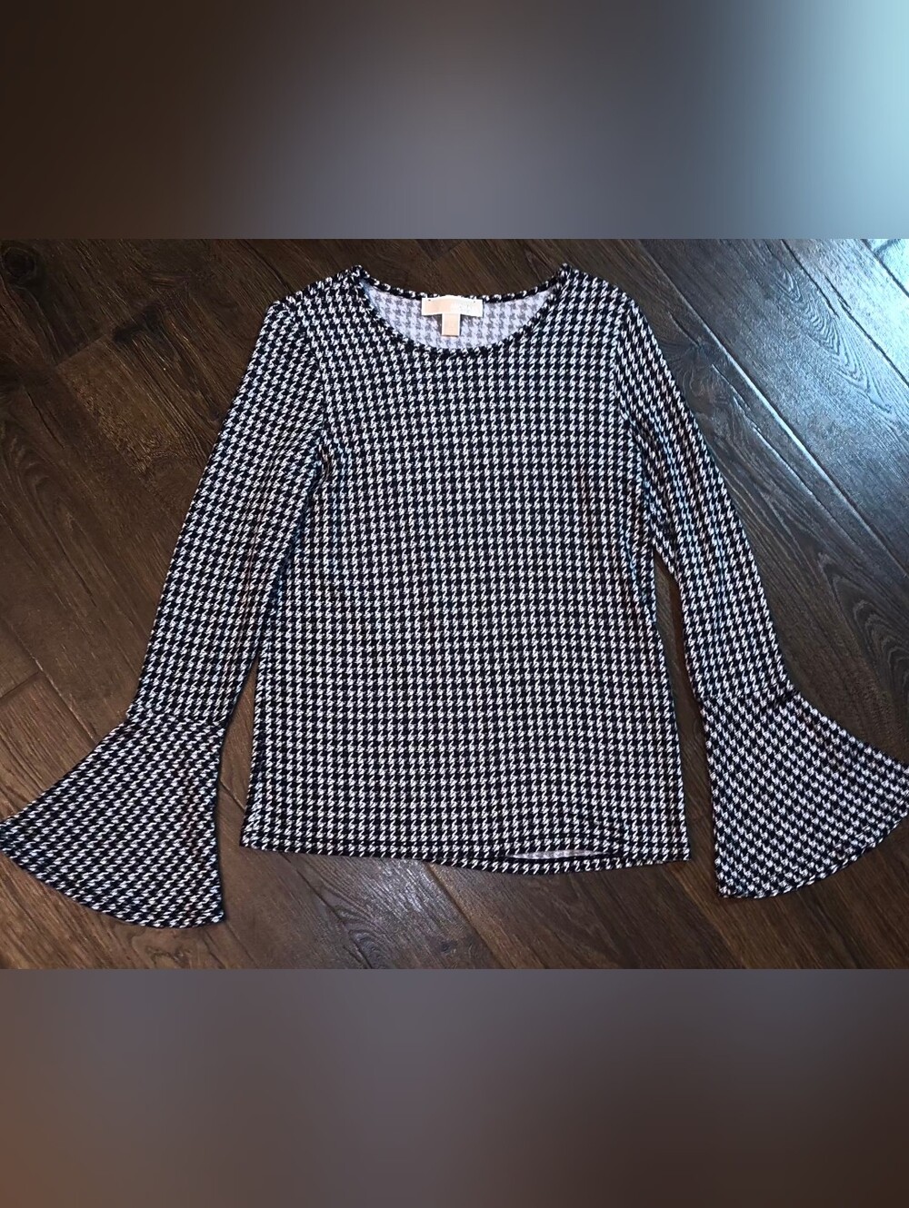 Michael Kors Black & White Houndstooth Crew Neck Sweater